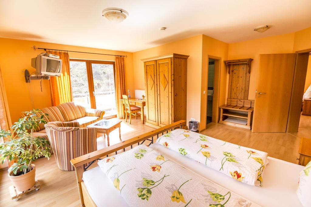 Waldhotel Kaltenborn  Eksteriør billede