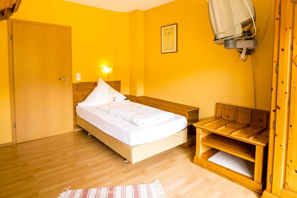 Waldhotel Kaltenborn  Eksteriør billede